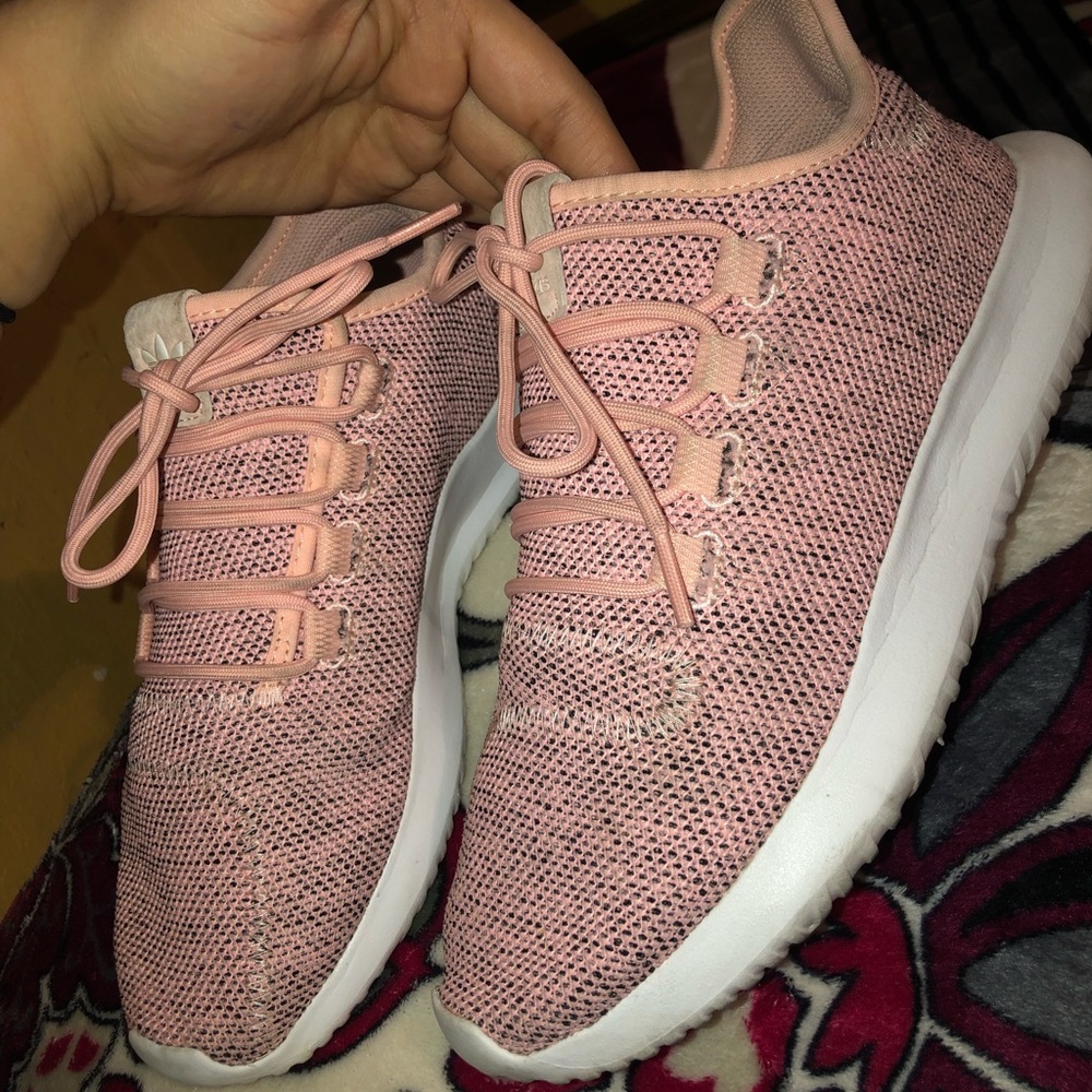 Adidas Tubulars hazel coral / light onix / black